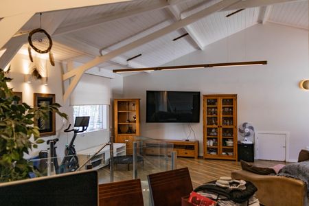 Casa à venda com 420m², 4 quartos e 3 vagas Casa à venda com 420m², 4 quartos e 3 vagasSala 2