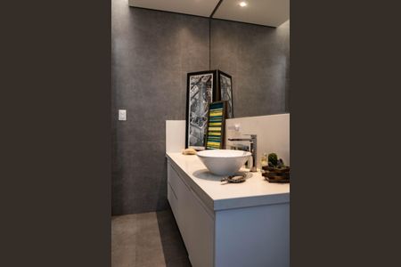 Casa à venda com 420m², 4 quartos e 3 vagas Casa à venda com 420m², 4 quartos e 3 vagasBanheiro - Quarto 2