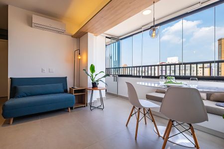 Studio para alugar com 32m², 1 quarto e sem vaga Studio para alugar com 32m², 1 quarto e sem vagaStudio