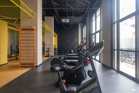 Studio para alugar com 32m², 1 quarto e sem vaga Studio para alugar com 32m², 1 quarto e sem vagaÁrea comum - Academia