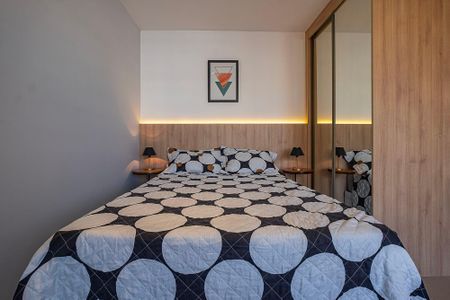 Studio para alugar com 32m², 1 quarto e sem vaga Studio para alugar com 32m², 1 quarto e sem vagaStudio