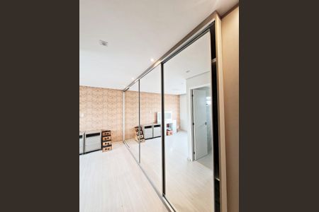 Apartamento à venda com 72m², 2 quartos e 1 vaga Apartamento à venda com 72m², 2 quartos e 1 vagaSuíte