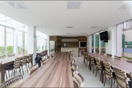 Apartamento à venda com 123m², 3 quartos e 2 vagas Apartamento à venda com 123m², 3 quartos e 2 vagasÁrea comum - Salão de festas