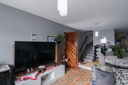 Sala de casa de condomínio à venda com 3 quartos, 134m² em Vila Dionisia, São Paulo