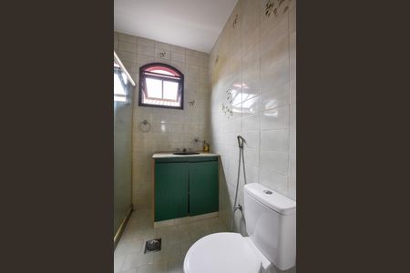 Casa à venda com 216m², 3 quartos e 3 vagas Casa à venda com 216m², 3 quartos e 3 vagasBanheiro