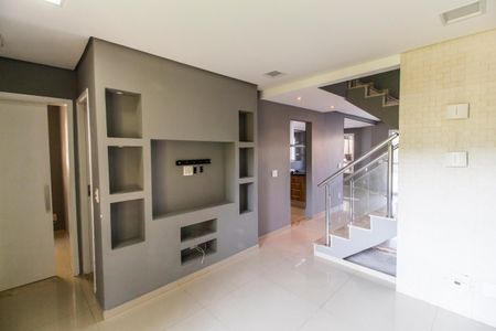 Casa de condomínio à venda com 160m², 3 quartos e sem vaga Casa de condomínio à venda com 160m², 3 quartos e sem vagaSala de TV