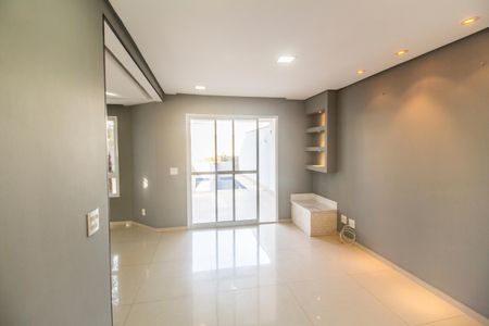 Casa de condomínio à venda com 160m², 3 quartos e sem vaga Casa de condomínio à venda com 160m², 3 quartos e sem vagaSala de Jantar