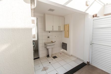 Casa de condomínio à venda com 160m², 3 quartos e sem vaga Casa de condomínio à venda com 160m², 3 quartos e sem vagaÁrea de Serviço