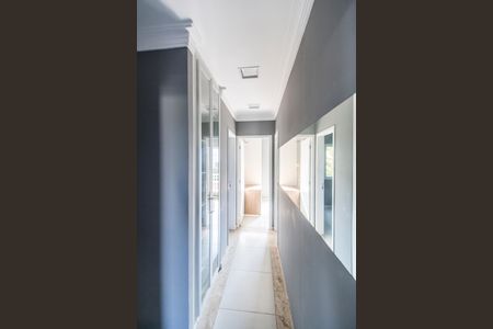 Casa de condomínio à venda com 160m², 3 quartos e sem vaga Casa de condomínio à venda com 160m², 3 quartos e sem vagaCorredor