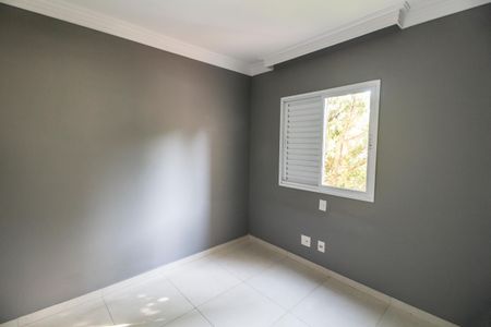 Casa de condomínio à venda com 160m², 3 quartos e sem vaga Casa de condomínio à venda com 160m², 3 quartos e sem vagaQuarto 2