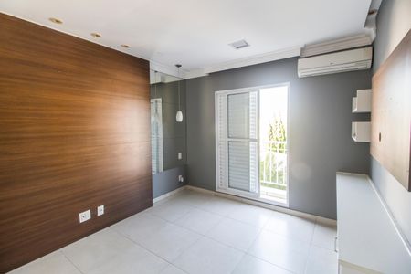 Casa de condomínio à venda com 160m², 3 quartos e sem vaga Casa de condomínio à venda com 160m², 3 quartos e sem vagaSuíte