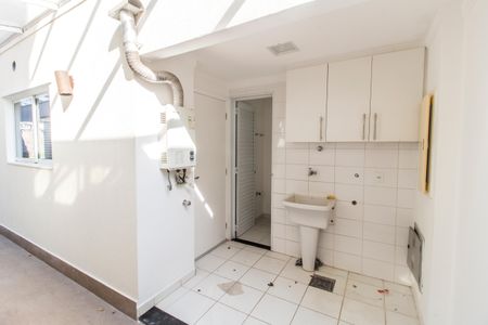 Casa de condomínio à venda com 160m², 3 quartos e sem vaga Casa de condomínio à venda com 160m², 3 quartos e sem vagaÁrea de Serviço