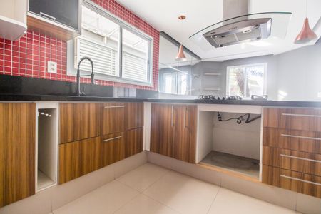 Casa de condomínio à venda com 160m², 3 quartos e sem vaga Casa de condomínio à venda com 160m², 3 quartos e sem vagaCozinha