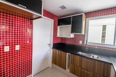Casa de condomínio à venda com 160m², 3 quartos e sem vaga Casa de condomínio à venda com 160m², 3 quartos e sem vagaCozinha