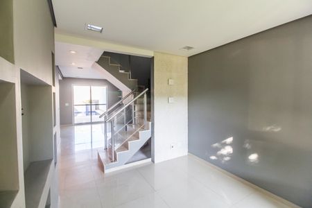 Casa de condomínio à venda com 160m², 3 quartos e sem vaga Casa de condomínio à venda com 160m², 3 quartos e sem vagaSala de TV