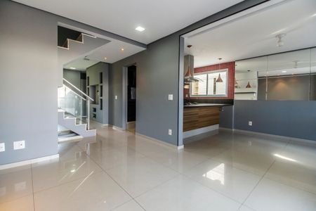 Casa de condomínio à venda com 160m², 3 quartos e sem vaga Casa de condomínio à venda com 160m², 3 quartos e sem vagaSala