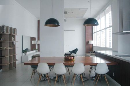 Apartamento para alugar com 56m², 1 quarto e 2 vagas Apartamento para alugar com 56m², 1 quarto e 2 vagasÁrea comum - Salão de festas