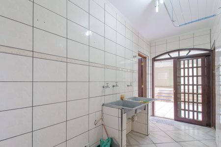 Casa para alugar com 440m², 7 quartos e 4 vagas Casa para alugar com 440m², 7 quartos e 4 vagasÁrea de Serviço