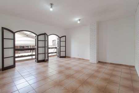 Casa para alugar com 440m², 7 quartos e 4 vagas Casa para alugar com 440m², 7 quartos e 4 vagasEdícula