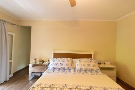 Casa para alugar com 618m², 4 quartos e 4 vagas Casa para alugar com 618m², 4 quartos e 4 vagasSuíte 1