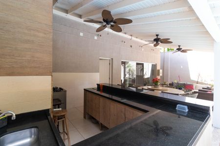 Casa para alugar com 618m², 4 quartos e 4 vagas Casa para alugar com 618m², 4 quartos e 4 vagasChurrasqueira