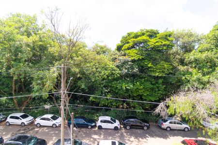 Casa para alugar com 618m², 4 quartos e 4 vagas Casa para alugar com 618m², 4 quartos e 4 vagasVista da Sacada da Sala de Estar