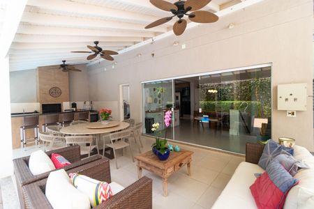 Casa para alugar com 618m², 4 quartos e 4 vagas Casa para alugar com 618m², 4 quartos e 4 vagasChurrasqueira