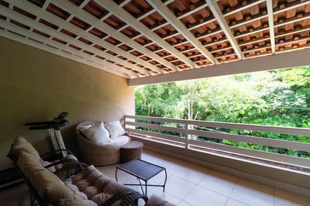 Casa para alugar com 618m², 4 quartos e 4 vagas Casa para alugar com 618m², 4 quartos e 4 vagasSacada da Sala de Estar