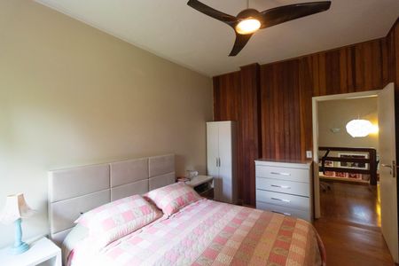 Casa para alugar com 618m², 4 quartos e 4 vagas Casa para alugar com 618m², 4 quartos e 4 vagasSuíte 2