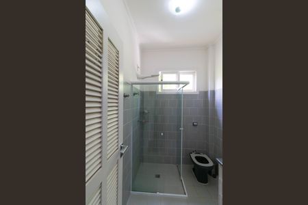 Casa para alugar com 618m², 4 quartos e 4 vagas Casa para alugar com 618m², 4 quartos e 4 vagasBanheiro da Suíte 3