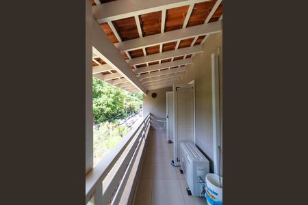 Casa para alugar com 618m², 4 quartos e 4 vagas Casa para alugar com 618m², 4 quartos e 4 vagasSacada da Suíte 1íte 01