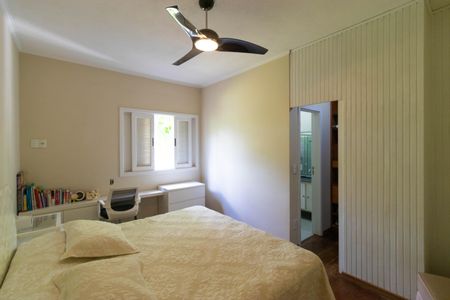 Casa para alugar com 618m², 4 quartos e 4 vagas Casa para alugar com 618m², 4 quartos e 4 vagasSuíte 3