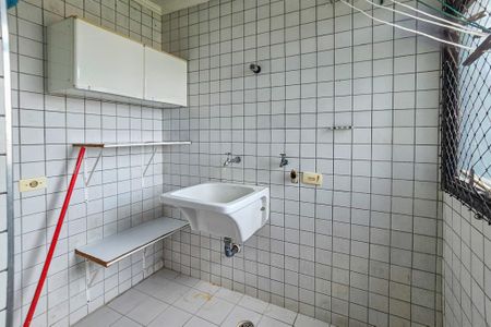 Apartamento para alugar com 83m², 2 quartos e 1 vaga Apartamento para alugar com 83m², 2 quartos e 1 vagaÁrea de serviço