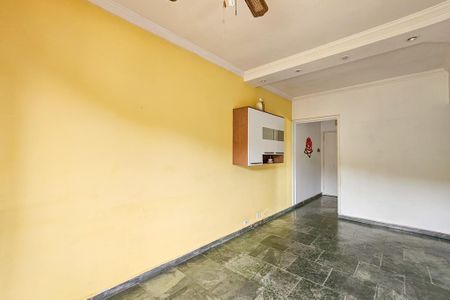 Apartamento para alugar com 83m², 2 quartos e 1 vaga Apartamento para alugar com 83m², 2 quartos e 1 vagaSala