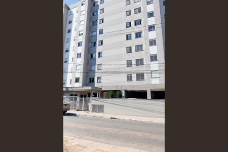 Apartamento para alugar com 50m², 2 quartos e 1 vaga Apartamento para alugar com 50m², 2 quartos e 1 vagaFachada
