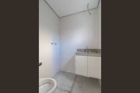 Apartamento à venda com 70m², 2 quartos e 1 vaga Apartamento à venda com 70m², 2 quartos e 1 vagaBanheiro da Suíte