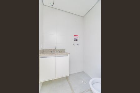 Apartamento à venda com 70m², 2 quartos e 1 vaga Apartamento à venda com 70m², 2 quartos e 1 vagaBanheiro Social