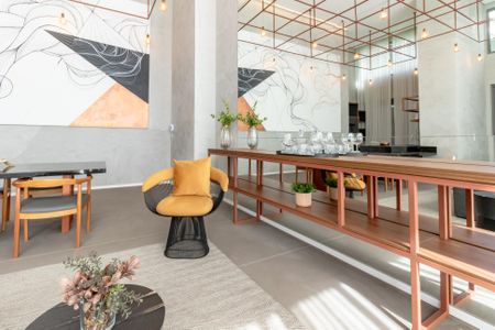 Apartamento à venda com 140m², 3 quartos e 2 vagas Apartamento à venda com 140m², 3 quartos e 2 vagasÁrea comum - Salão de festas