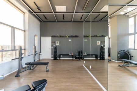 Apartamento à venda com 140m², 3 quartos e 2 vagas Apartamento à venda com 140m², 3 quartos e 2 vagasÁrea comum - Academia