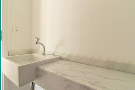 Apartamento à venda com 140m², 3 quartos e 2 vagas Apartamento à venda com 140m², 3 quartos e 2 vagasLavabo