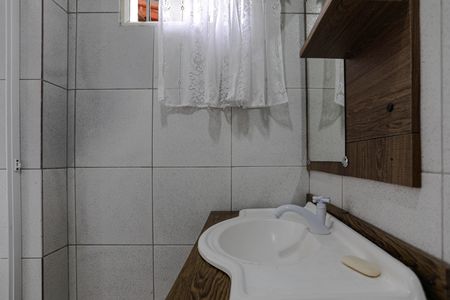 Casa para alugar com 200m², 2 quartos e 2 vagas Casa para alugar com 200m², 2 quartos e 2 vagasBanheiro de Serviço