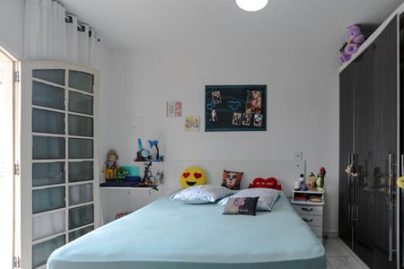 Casa para alugar com 200m², 2 quartos e 2 vagas Casa para alugar com 200m², 2 quartos e 2 vagasQuarto 1