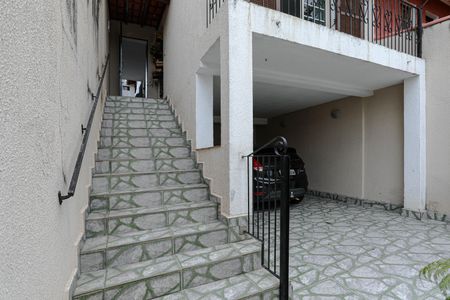 Casa para alugar com 200m², 2 quartos e 2 vagas Casa para alugar com 200m², 2 quartos e 2 vagasGaragem