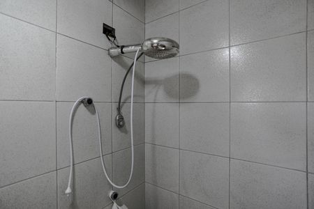 Casa para alugar com 200m², 2 quartos e 2 vagas Casa para alugar com 200m², 2 quartos e 2 vagasBanheiro de Serviço