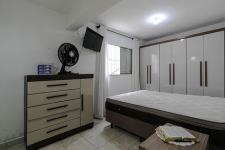 Casa para alugar com 200m², 2 quartos e 2 vagas Casa para alugar com 200m², 2 quartos e 2 vagasQuarto 3 - Suíte
