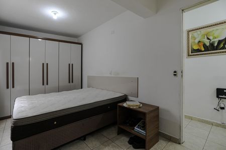 Casa para alugar com 200m², 2 quartos e 2 vagas Casa para alugar com 200m², 2 quartos e 2 vagasQuarto 3 - Suíte