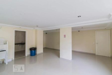 Apartamento para alugar com 95m², 3 quartos e 2 vagas Apartamento para alugar com 95m², 3 quartos e 2 vagasÁrea comum - Salão de festas