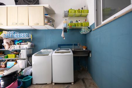 Casa à venda com 198m², 3 quartos e 1 vaga Casa à venda com 198m², 3 quartos e 1 vagaÁrea de Serviço