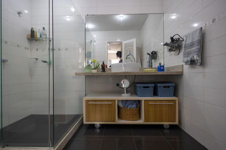 Casa à venda com 198m², 3 quartos e 1 vaga Casa à venda com 198m², 3 quartos e 1 vagaBanheiro da Suíte