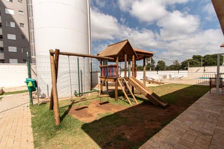 Apartamento para alugar com 50m², 2 quartos e 1 vaga Apartamento para alugar com 50m², 2 quartos e 1 vagaÁrea comum - Playground